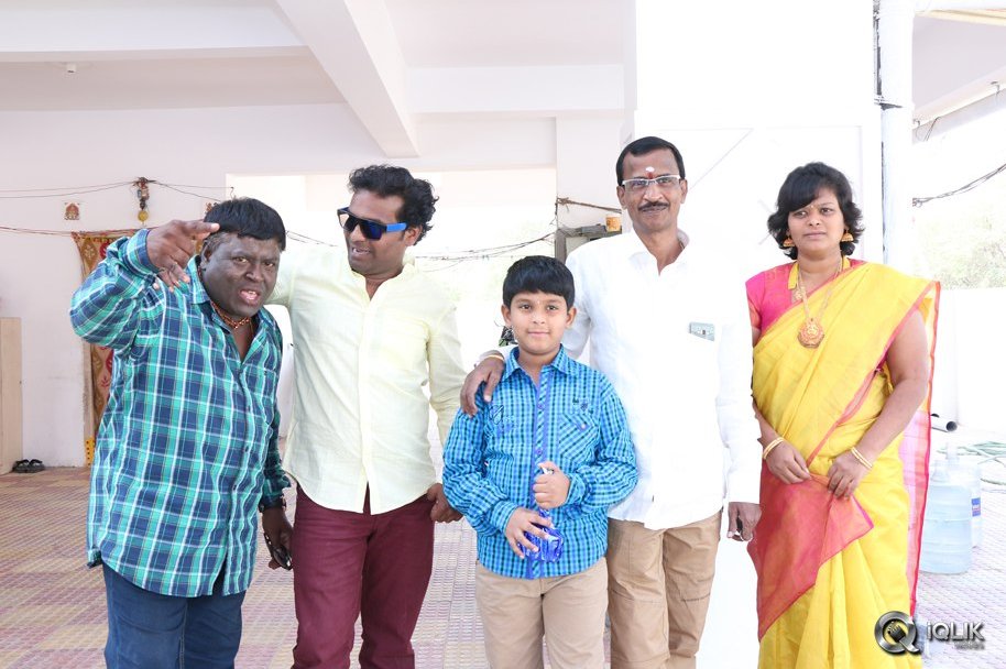 Celebrities-at-Dhanraj-House-Warming-Function